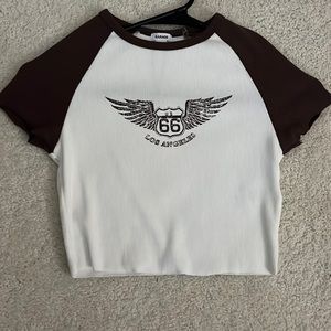 garage baby t in brown and white 🤍🤎